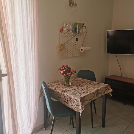 Pine Apartment Хвар Екстериор снимка